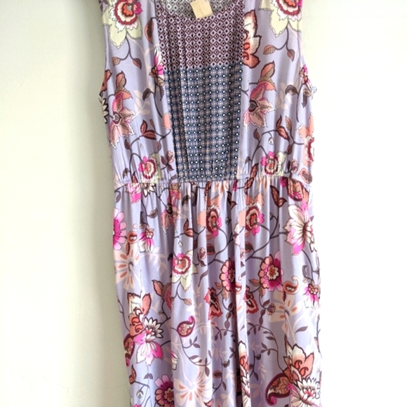 🆕🌿SUNDANCE FLORAL DRESS🌿 - Picture 9 of 12